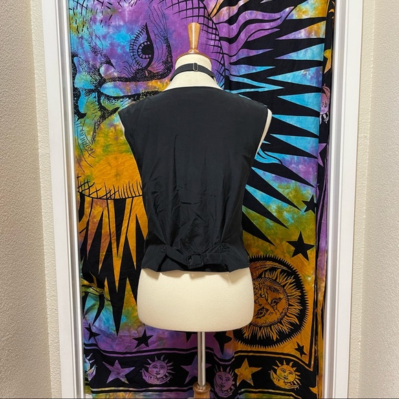 🌈 Crochet lovely Vintage vest - Picture 6 of 13